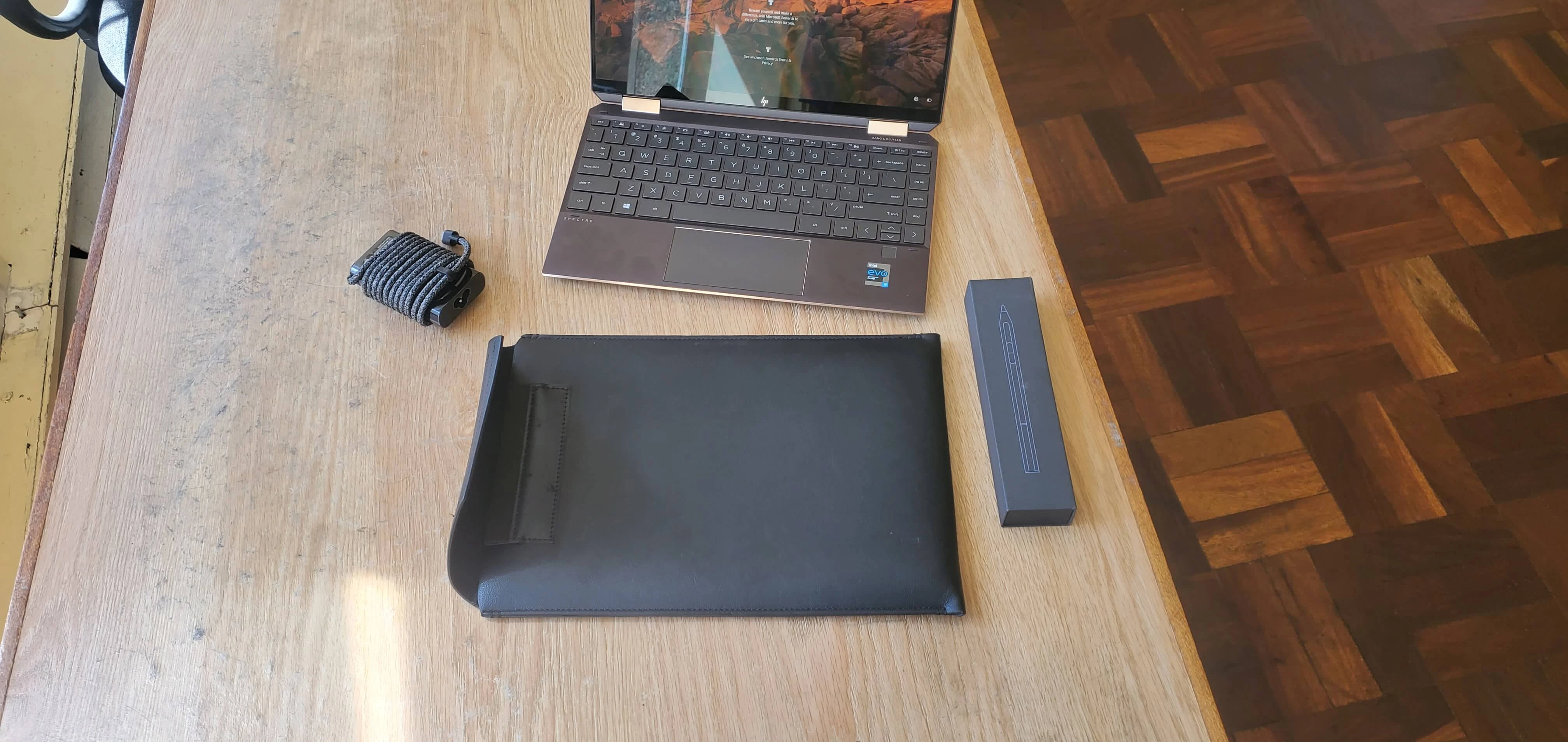 HP Spectre x360 Convertible 13t aw200