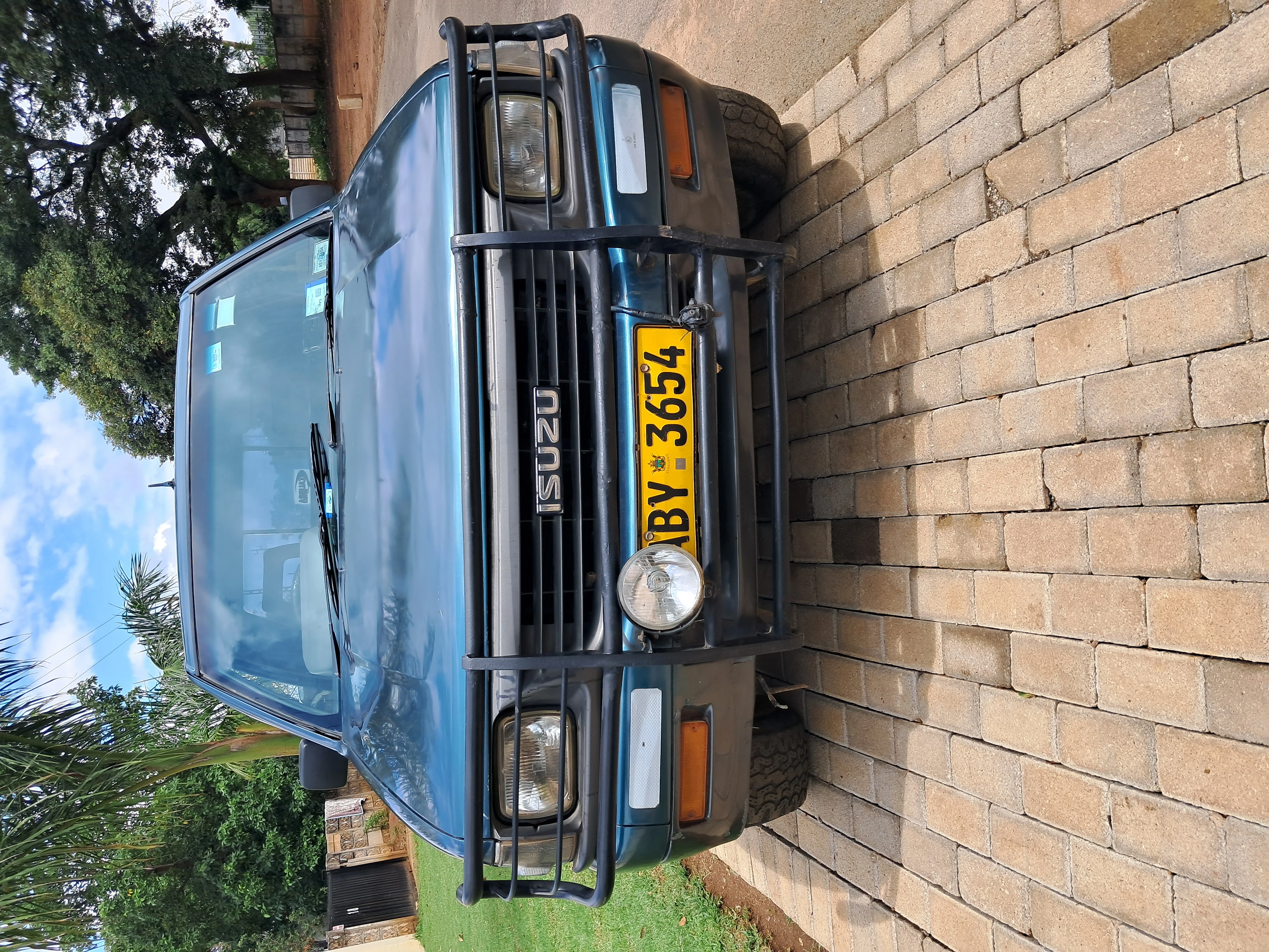 ISUZU KB280D Double Cab