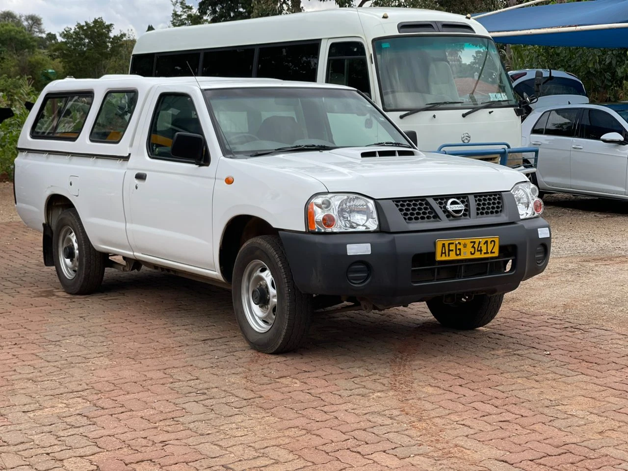 Nissan NP300