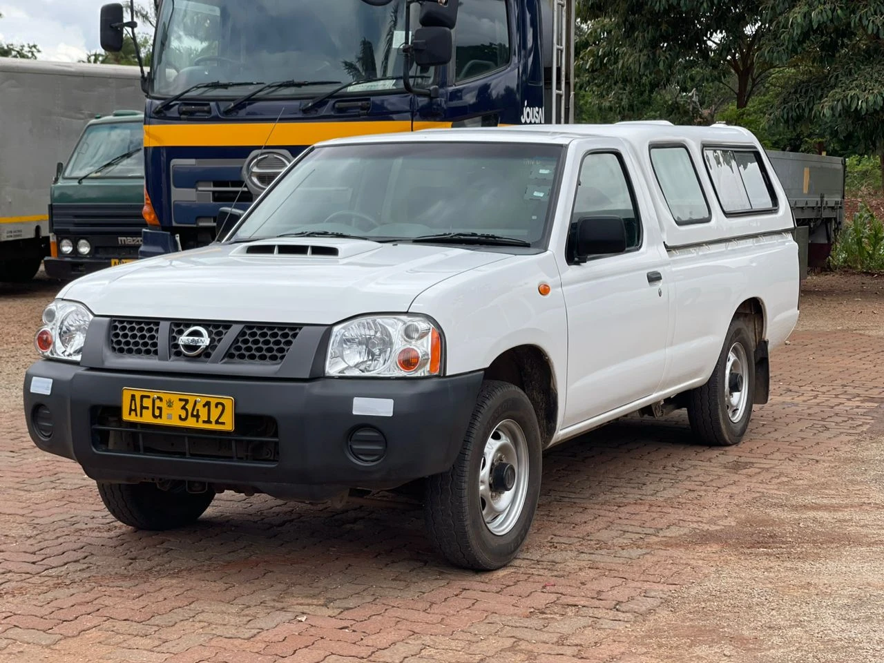 Nissan NP300